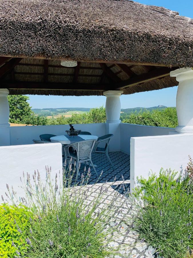 Kal Kove Vendeghaz Es Borteka Holiday home *